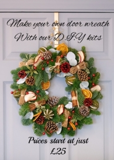 Christmas D.I.Y Wreath Kit